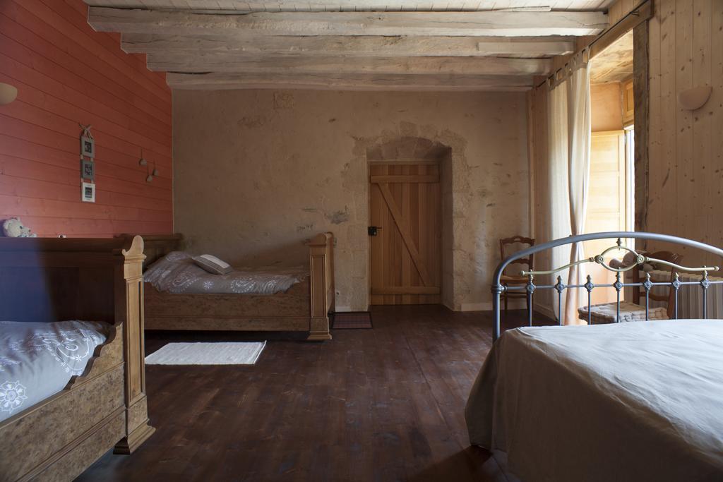 ブレシュイール Logis De Riparfonds Bed & Breakfast エクステリア 写真